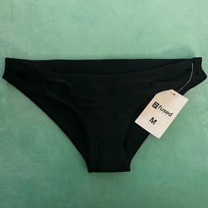 NWT black fused Hawaii hamoa bikini bottom